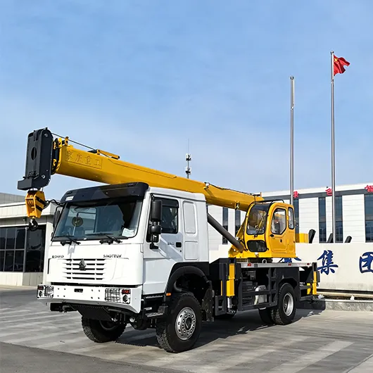 Sinotruk HOWO 44 AWD Modified Crane
